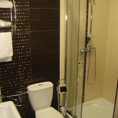 Centrum 2 * Ζακοπάνε