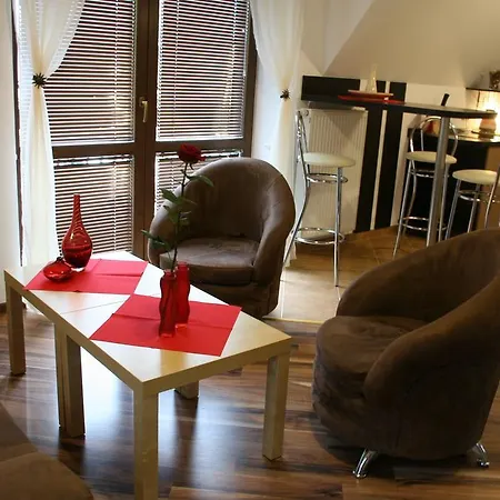 Appartement Centrum 2 *