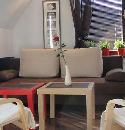 Appartement Centrum 2 *