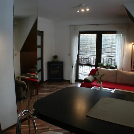 Appartement Centrum 2 *